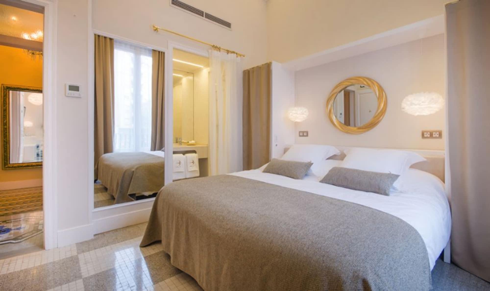 Anakena House Bed & Breakfast Barcelona Ngoại thất bức ảnh