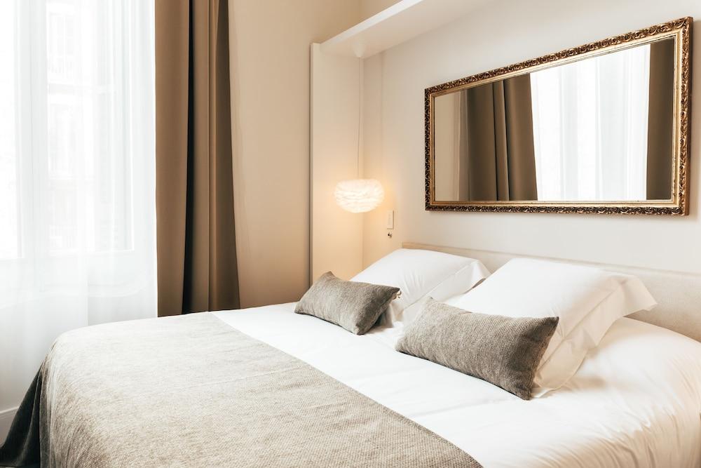 Anakena House Bed & Breakfast Barcelona Ngoại thất bức ảnh