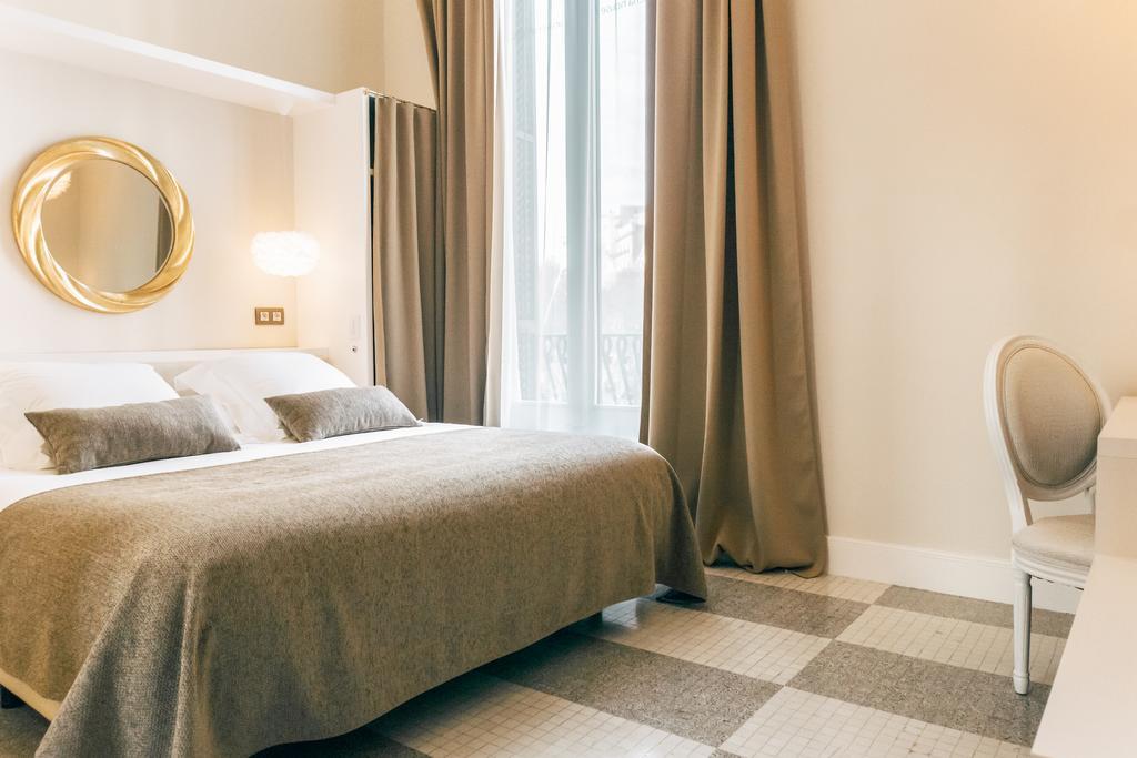 Anakena House Bed & Breakfast Barcelona Ngoại thất bức ảnh
