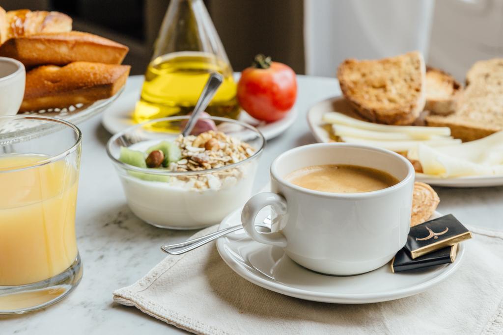 Anakena House Bed & Breakfast Barcelona Ngoại thất bức ảnh