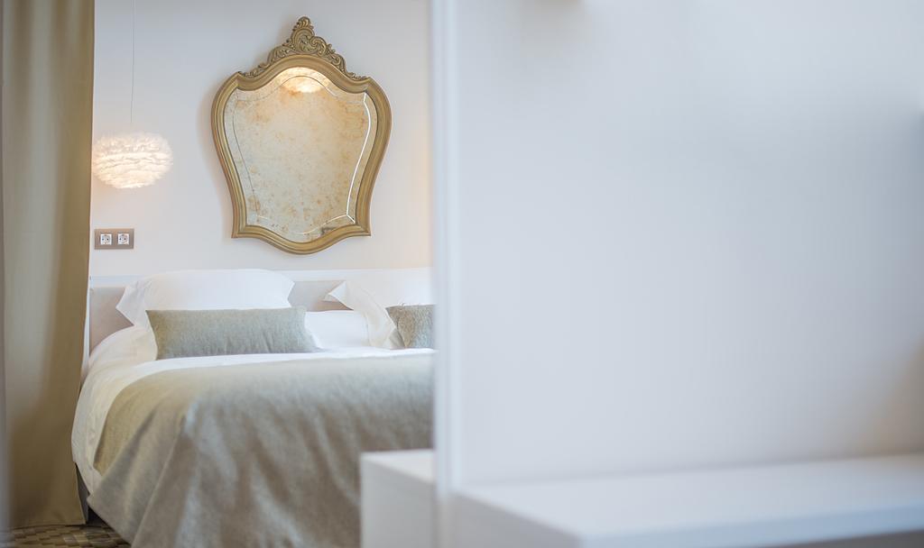 Anakena House Bed & Breakfast Barcelona Phòng bức ảnh