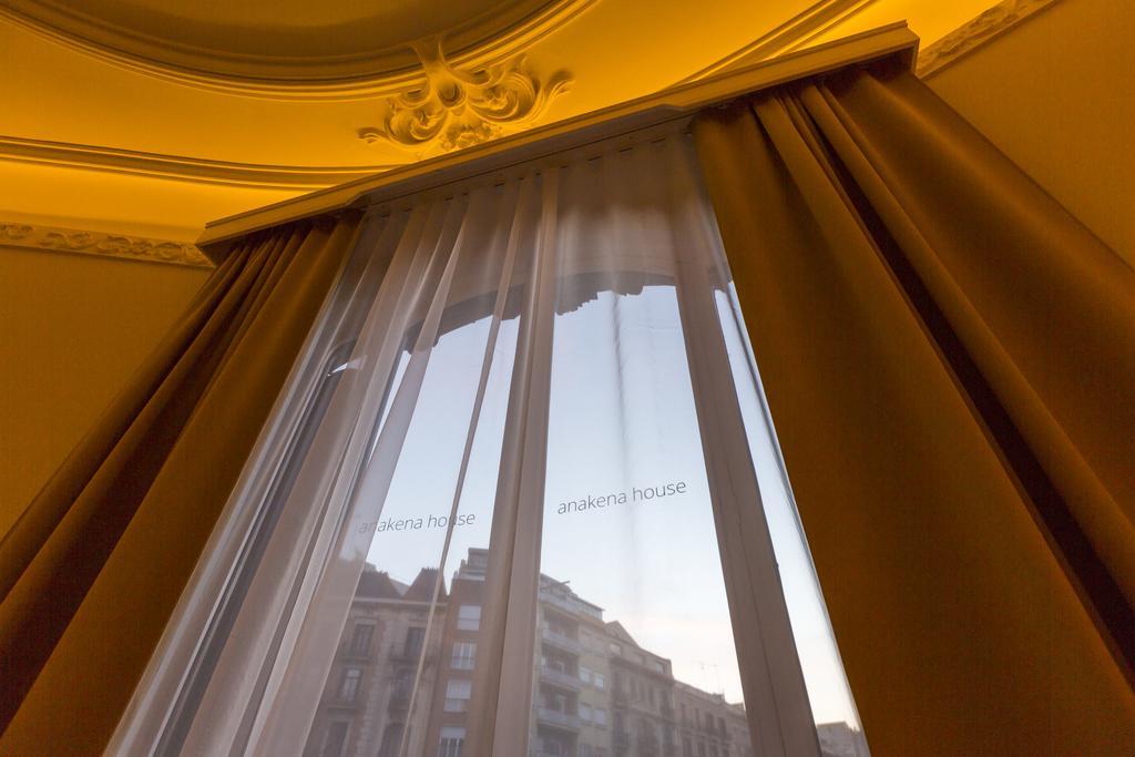 Anakena House Bed & Breakfast Barcelona Ngoại thất bức ảnh