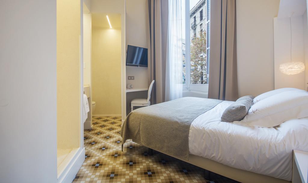 Anakena House Bed & Breakfast Barcelona Ngoại thất bức ảnh