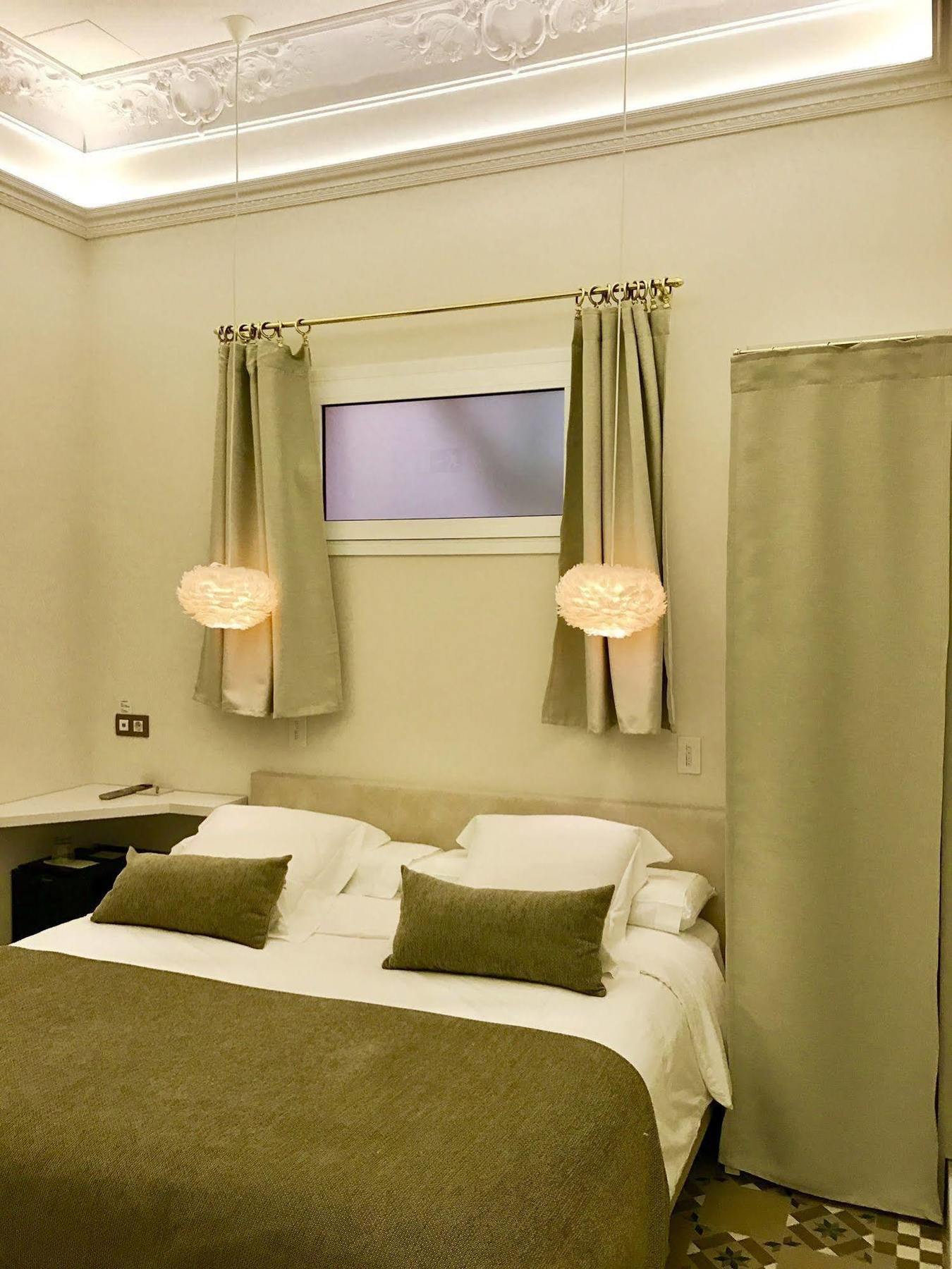 Anakena House Bed & Breakfast Barcelona Ngoại thất bức ảnh